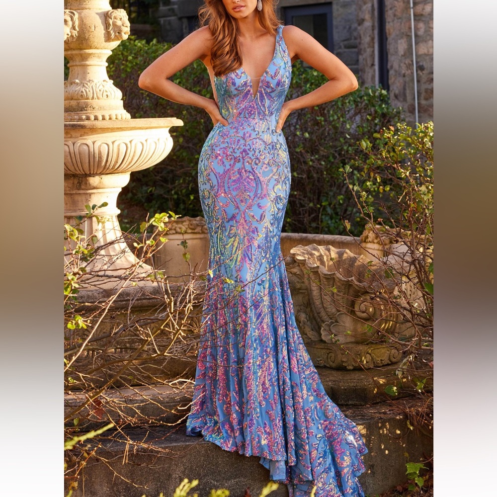 Stunning Iridescent V-Neck Evening Gown